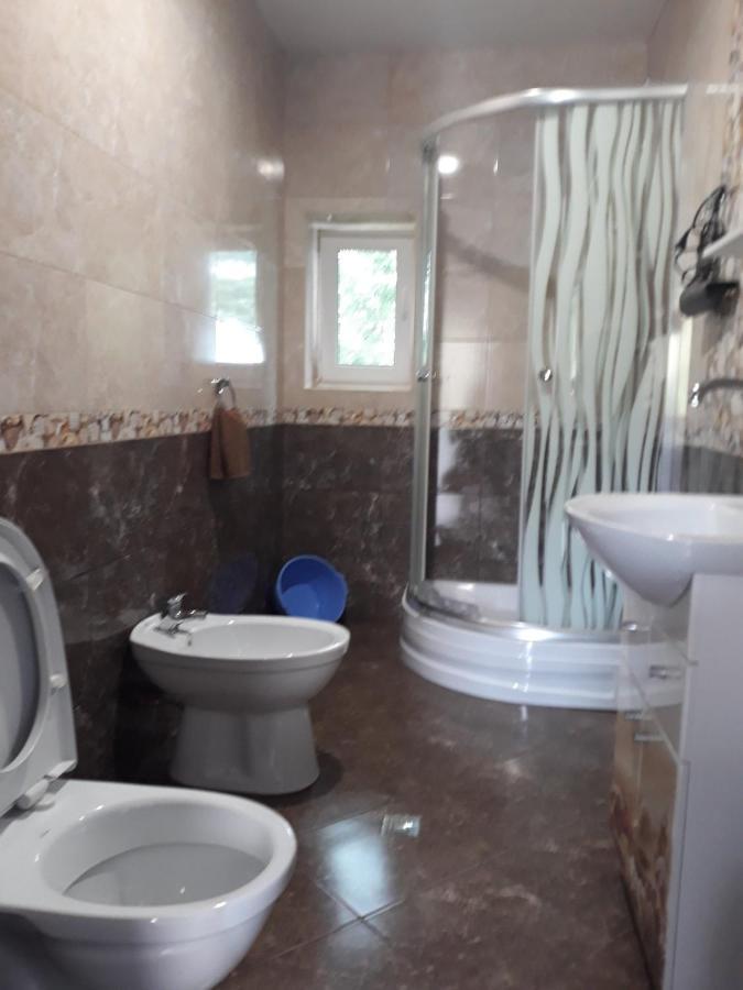 У Михайла Bed & Breakfast Truskavets Exterior photo